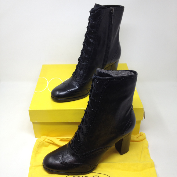 circa joan and david shoes website